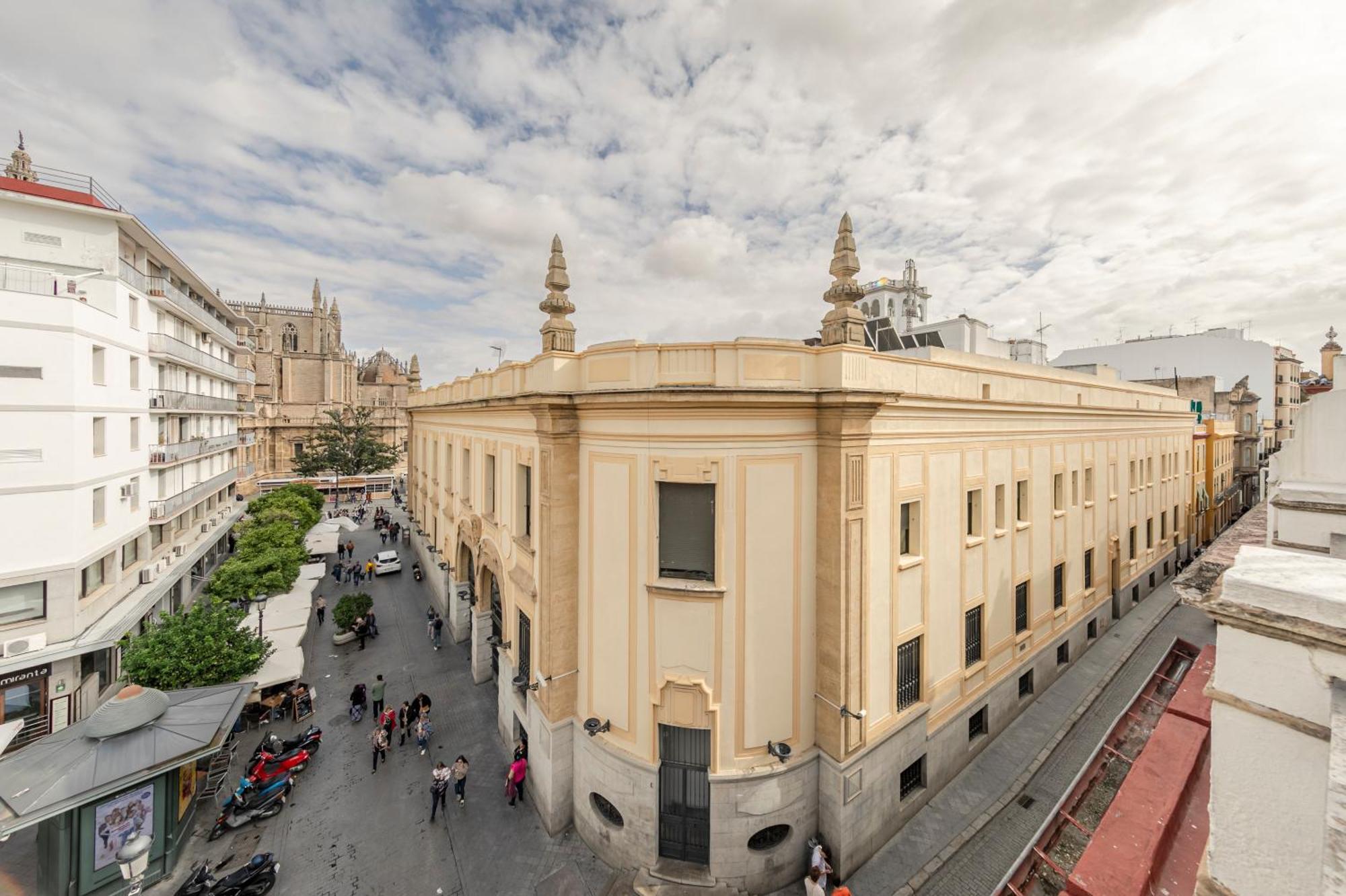 Arco Del Postigo, Seville
